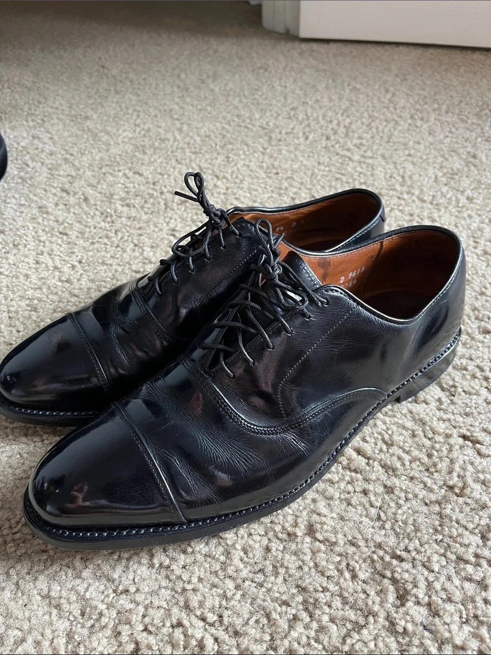 $400 Allen Edmonds Fifth Avenue Classic Black Cap-Toe Oxford Dress Shoes 9.5